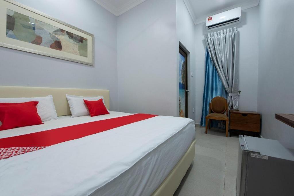 Oyo 90234 Sungai Rengit City Resort 2 Kampung Sungai Rengit Экстерьер фото