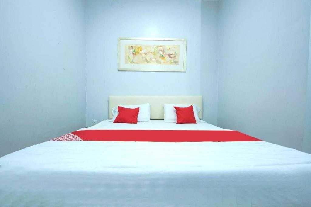 Oyo 90234 Sungai Rengit City Resort 2 Kampung Sungai Rengit Экстерьер фото