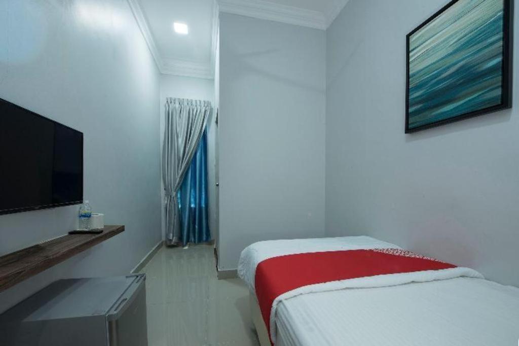 Oyo 90234 Sungai Rengit City Resort 2 Kampung Sungai Rengit Экстерьер фото