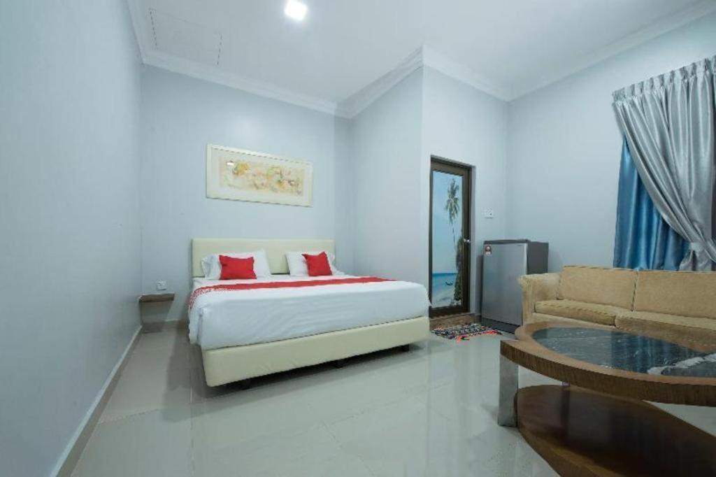 Oyo 90234 Sungai Rengit City Resort 2 Kampung Sungai Rengit Экстерьер фото